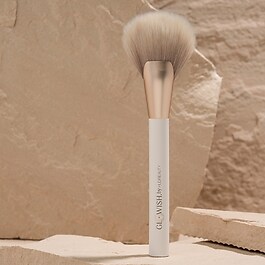 Glowish - Airbrush finish - Complexion brush
